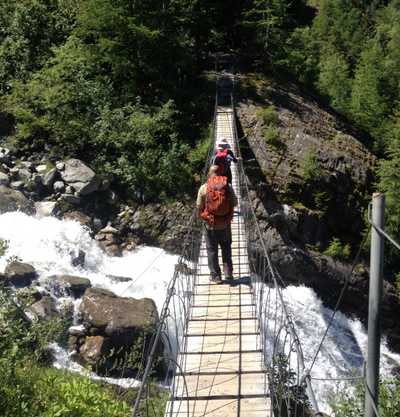 Stream crossing on the TMB